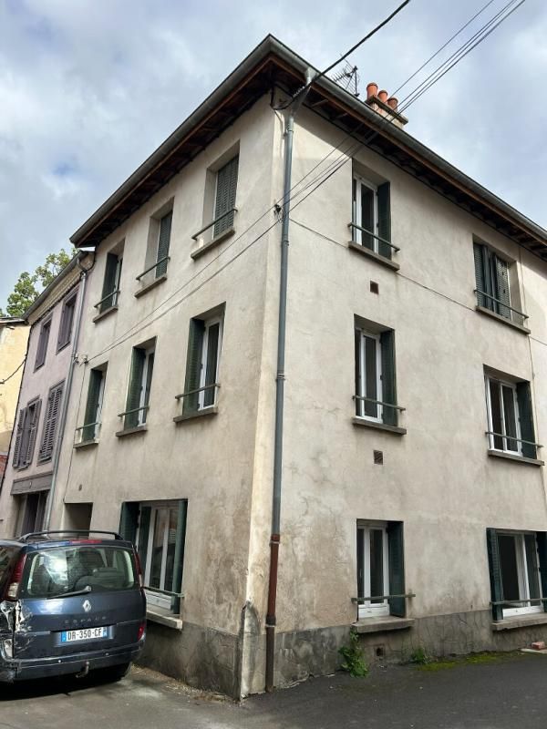 ARLANC Immeuble Arlanc 3 appartements 238 m2 2