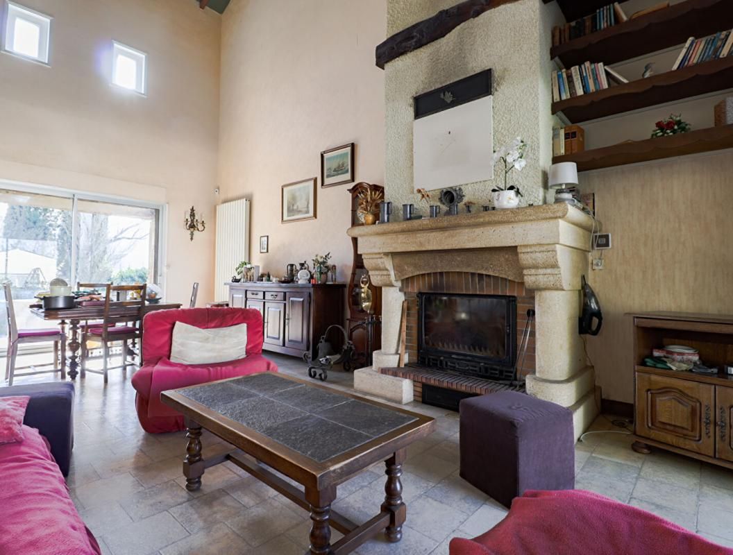 AUSSILLON À vendre - Maison familiale 160 m² avec piscine, grand terrain et hangar - Aussillon (81) 3