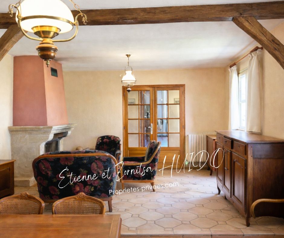 VATAN Ensemble de 2 maisons Vatan 8 pièce(s) 168 m2 2