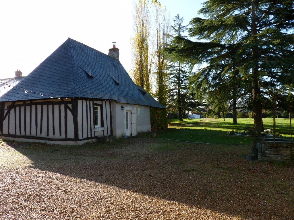 BEAUFORT-EN-VALLEE Demeure de prestige Beaufort En Anjou 7 pièce(s) 206 m2 2