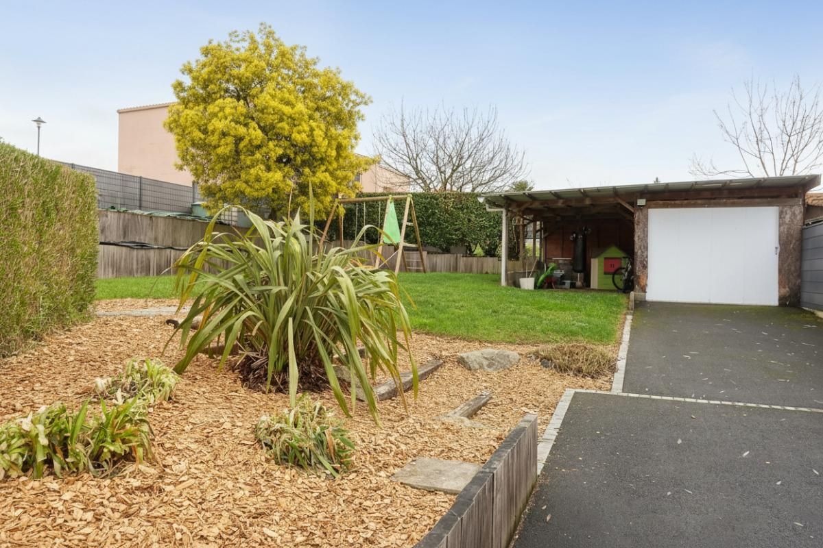 CHAVAGNES-EN-PAILLERS Maison idéale pour une famille avec jardin clos 3