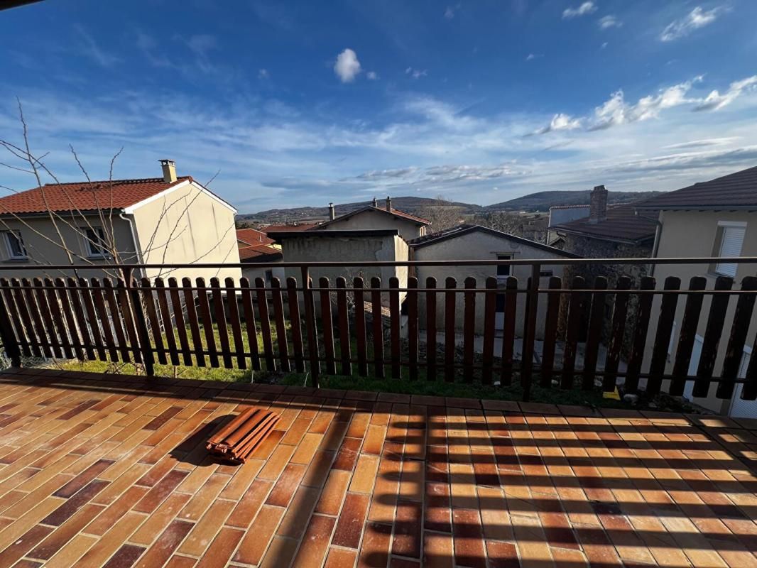 COMMUNAY Maison Communay 3 pièce(s) 65 m2 3