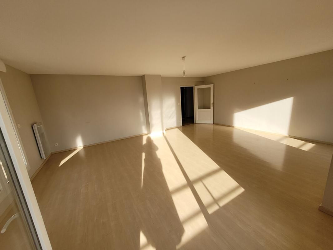 LA MADELEINE Appartement La Madeleine 3 chambres 4