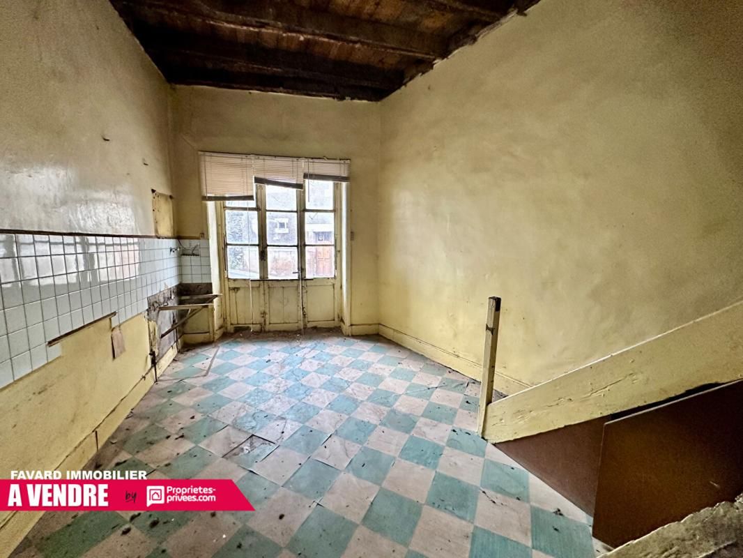 ALLASSAC Maison Allassac 4 pièces 115 m2 2