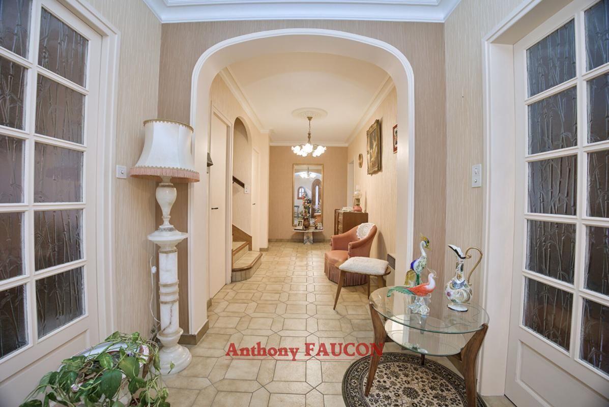 LA ROCHE-SUR-YON Maison La Roche Sur Yon 4 pièce(s) 117 m2 2