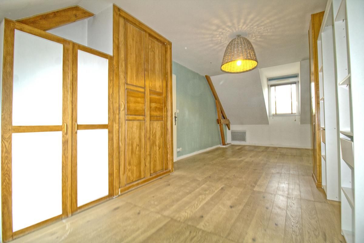 AVRILLE Maison de 76 m² habitables avec jardinet sur AVRILLE 4