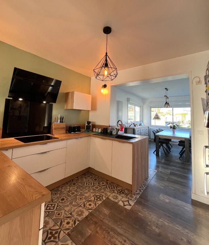 THOUROTTE Maison  6 pièce(s) 140 m2 - Terrain 2556m² 3