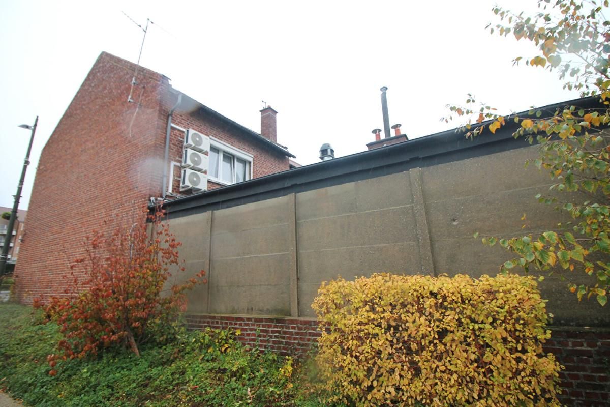 LOISON-SOUS-LENS Habitation + local - Loison Sous Lens 5 pièce(s) 140 m2 3