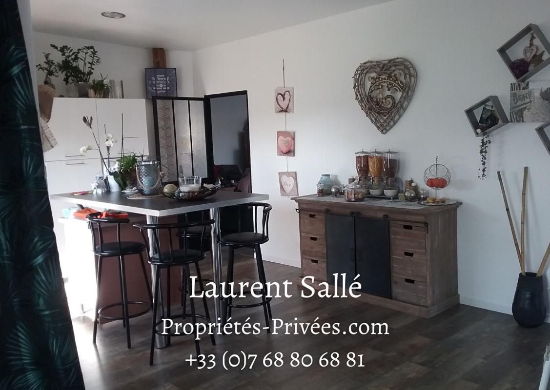 AMBON Maison de plain-pied avec dépendance, A deux pas de la mer ! 4