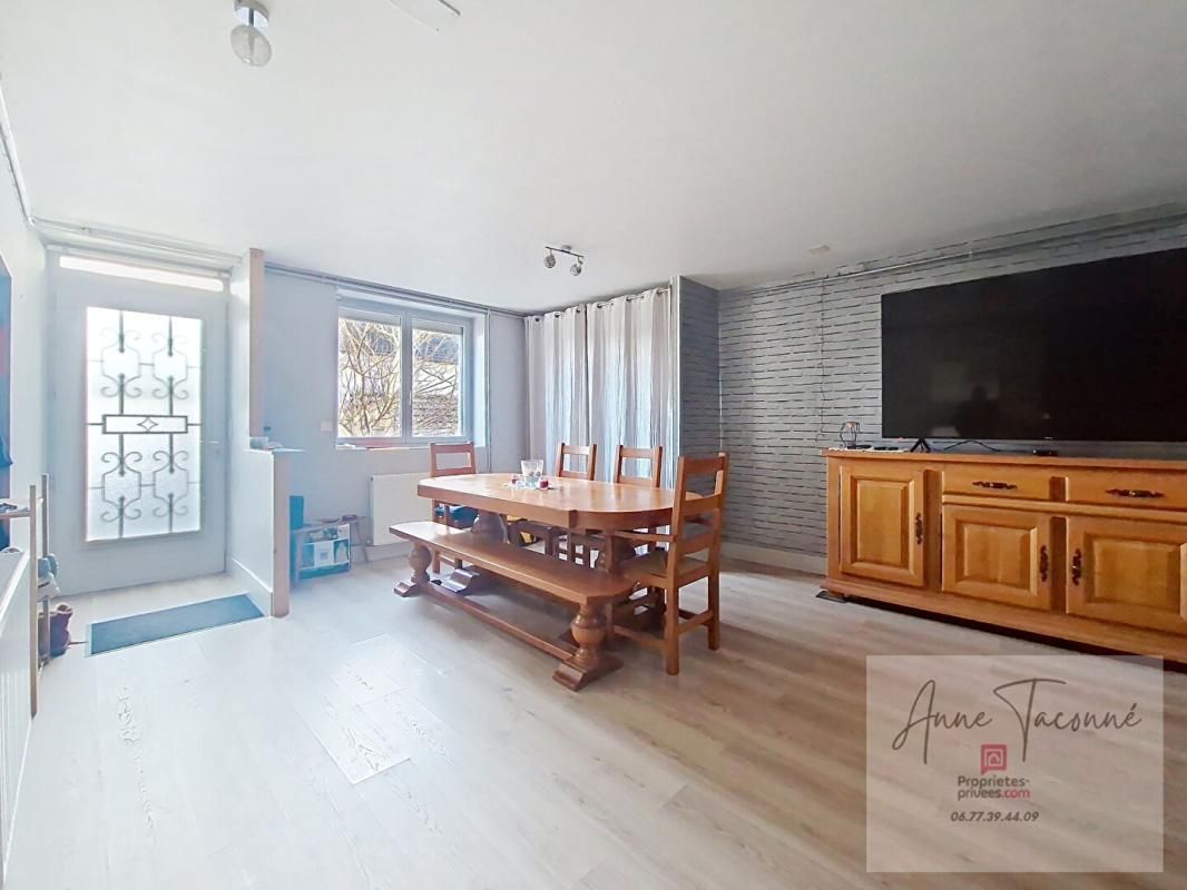 MEREVILLE MAISON DE VILLE 3