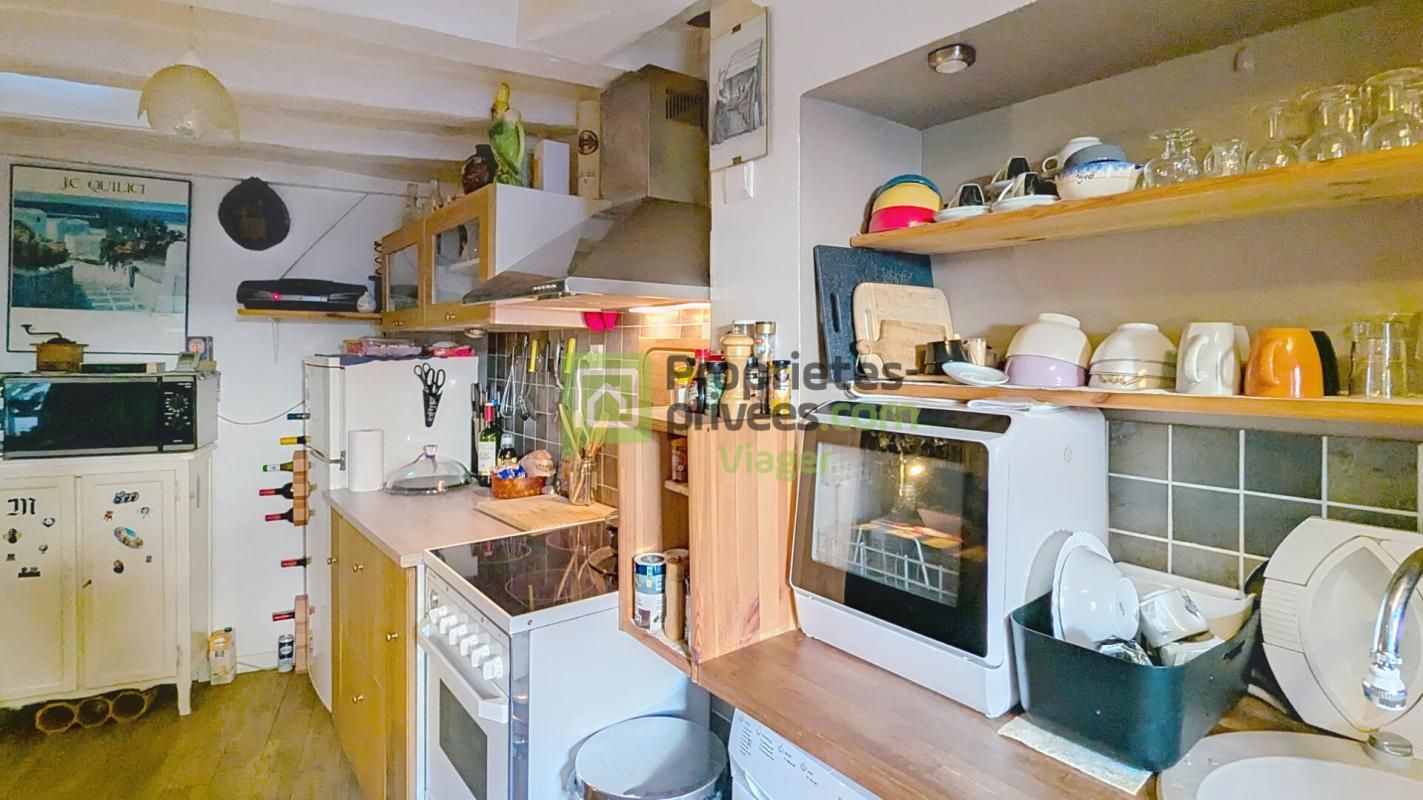 BOURGUEIL Maison de bourg. Viager occupé. BOURGUEIL 4