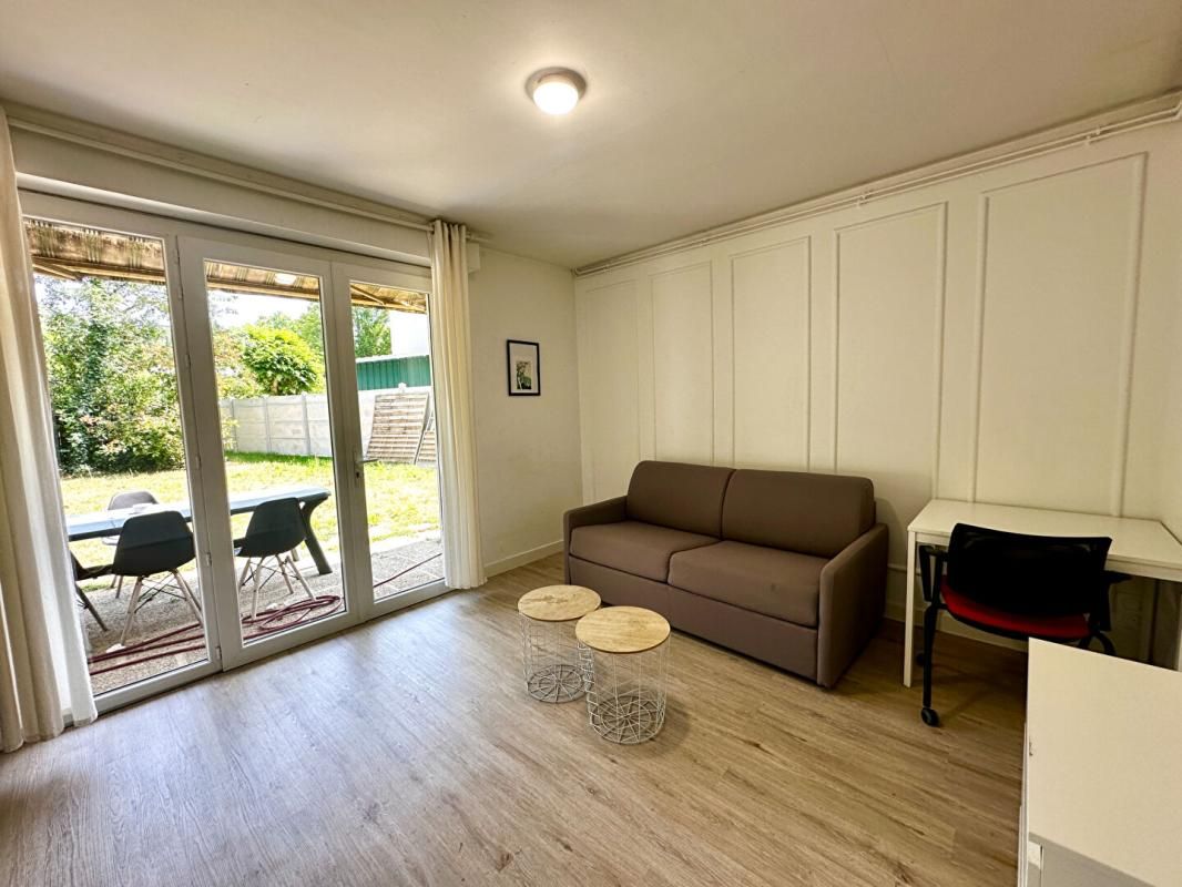 ANGERS Studio meublé de 18 m2 1