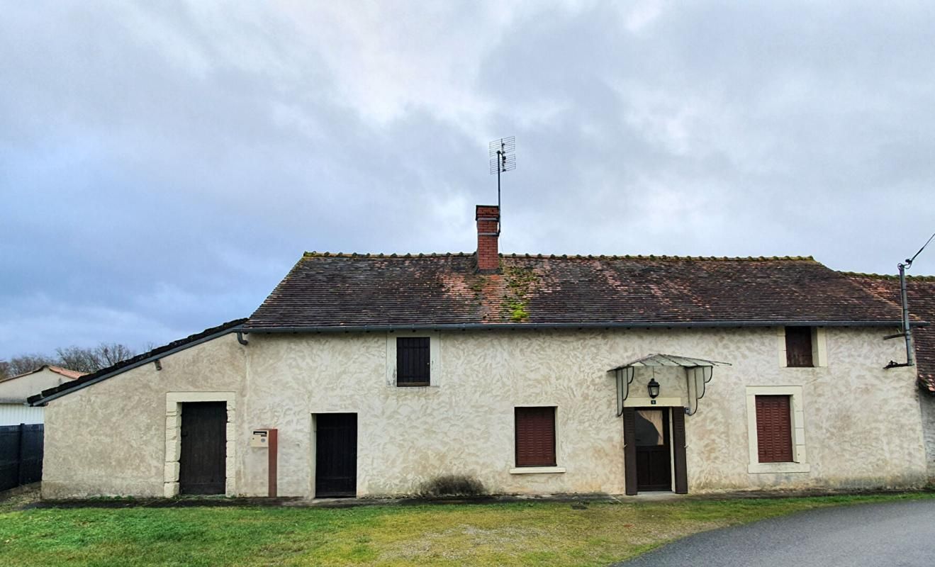 maison de village 3 piéces de 58 m2 et jardin 890 m2