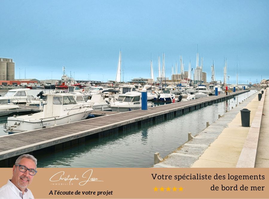 PORT-LA-NOUVELLE Immeuble de rapport vue port et mer 3