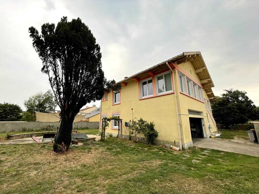 PAIMBOEUF Maison familiale avec piscine et revenus locatifs ? Paimboeuf (44560) 3