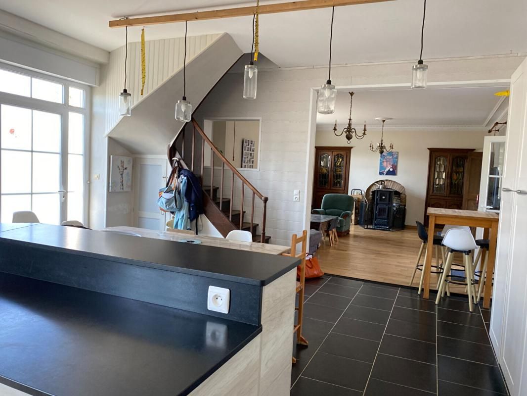 BOUERE Maison Bouere 6 pièce(s) 239 m2 avec logement annexe 3