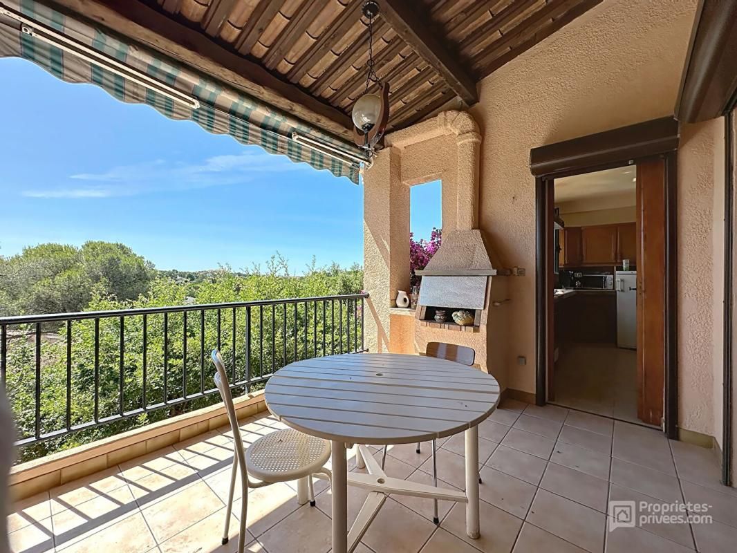 FREJUS Maison 7 pièces 170m2 vue dominante et mer 2