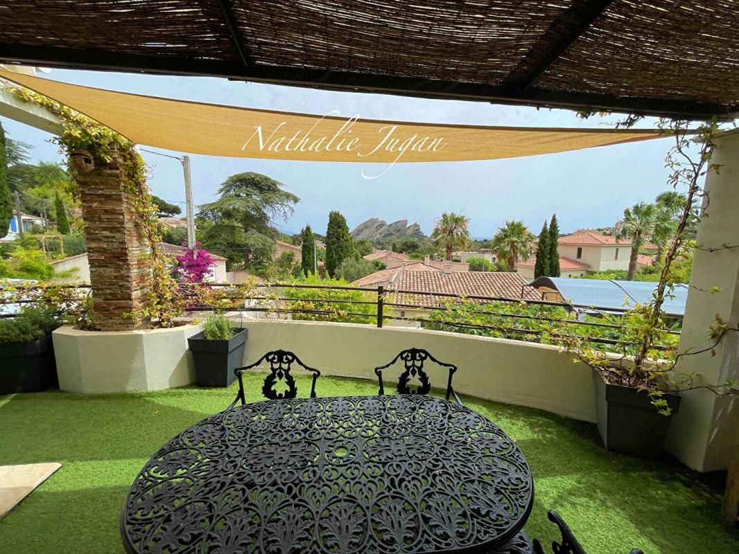 A vendre Haut de Villa La Ciotat 3 pièces 93.5 m2 avec VUE - Terrasse