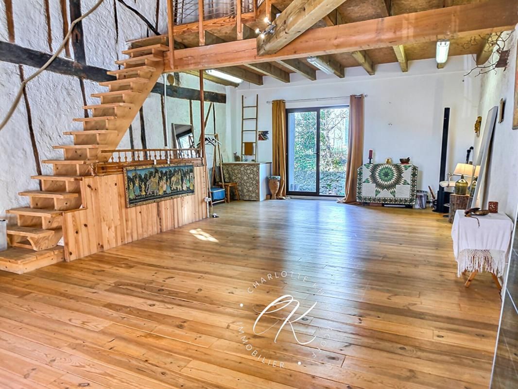 QUILLAN Grande maison d'artiste baignée de lumière de 325 m²  Haute Vallée de l'Aude 2