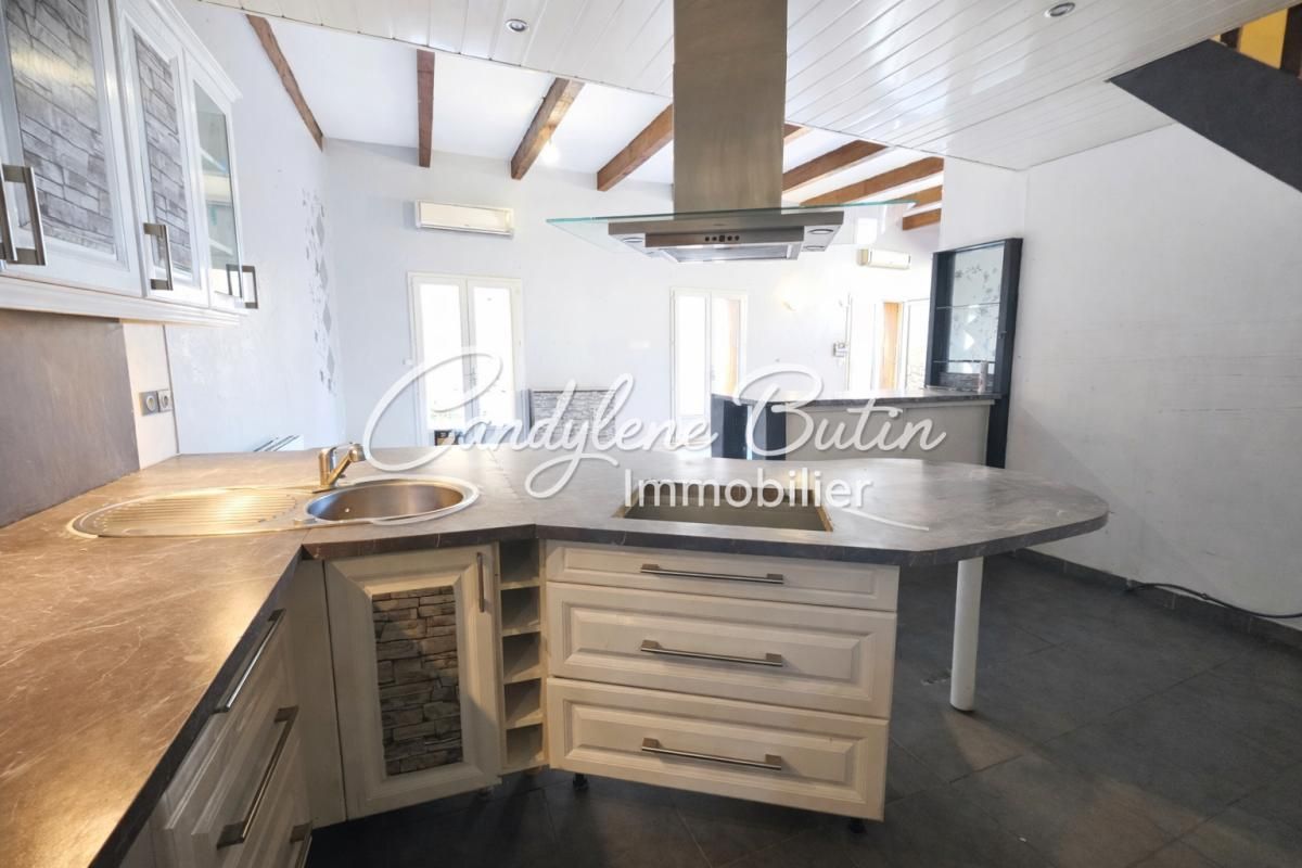 THEZAN-LES-BEZIERS Appartement 123 m² avec grande terrasse, maison de village 3