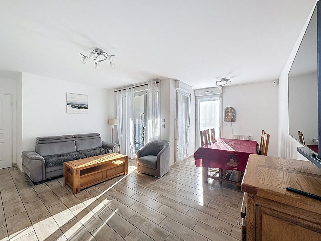 IGNY Appartement T4  82 m² avec terrasse exceptionnelle de 65 m² 4