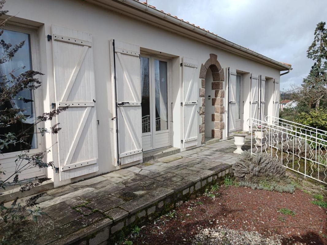 Maison Antigny 5 pièces 128 m2