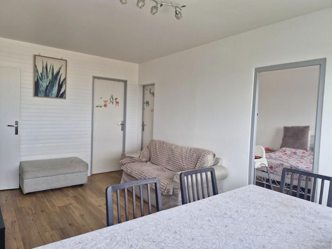 LE BOUSCAT APPARTEMENT T4 3