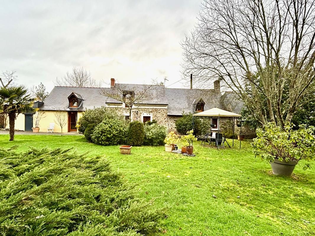 Maison de campagne 15 min d'Angers 6 pièce(s) 175 m2