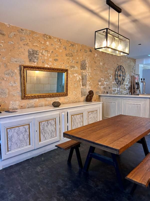 PERIGUEUX A vendre, maison de ville dans le centre-historique de Périgueux 24000 2