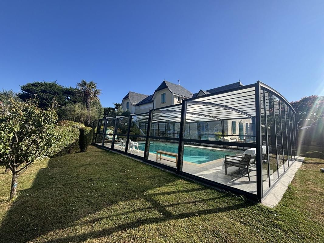 SAINT-GILDAS-DE-RHUYS Propriété de charme de 270 m2 bourg de Saint-Gildas-de-Rhuys 4