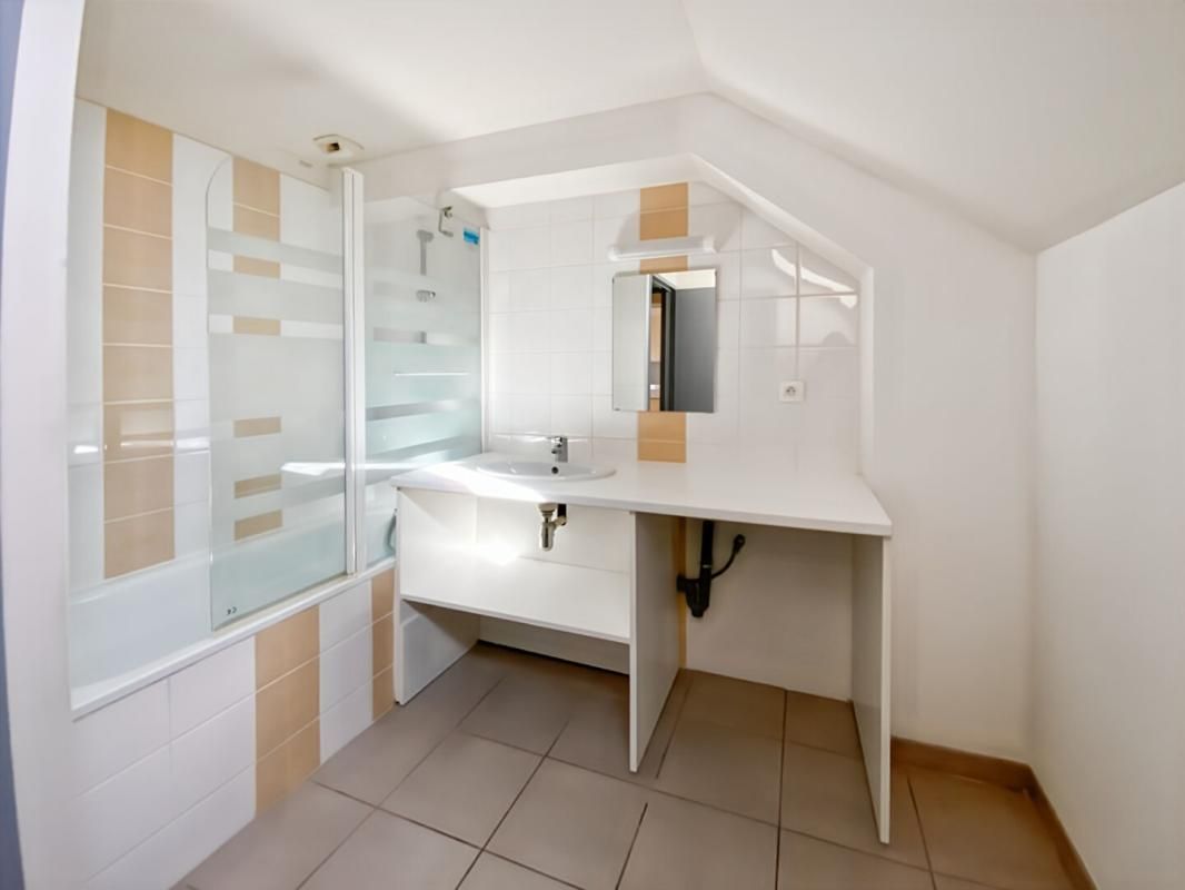 SEDAN Un premier chez-soi? ou le début d'un investissement malin 2