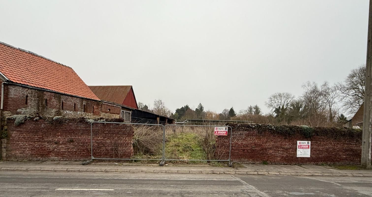 Terrain à bâtir à SAULZOIR de 732 m2