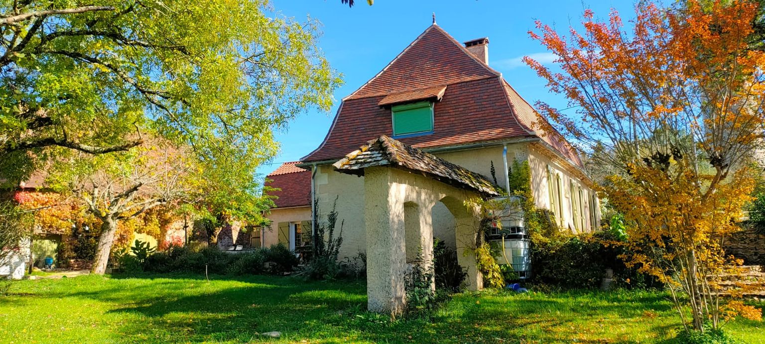 MUSSIDAN Maison de campagne proche Mussidan 207 m2 rénovée et grange de 199 m² parcelle de 3414m² 4