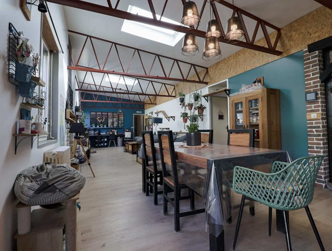 LA SALVETAT-SUR-AGOUT Maison La Salvetat Sur Agout 6 pièce(s) 137 m2 2