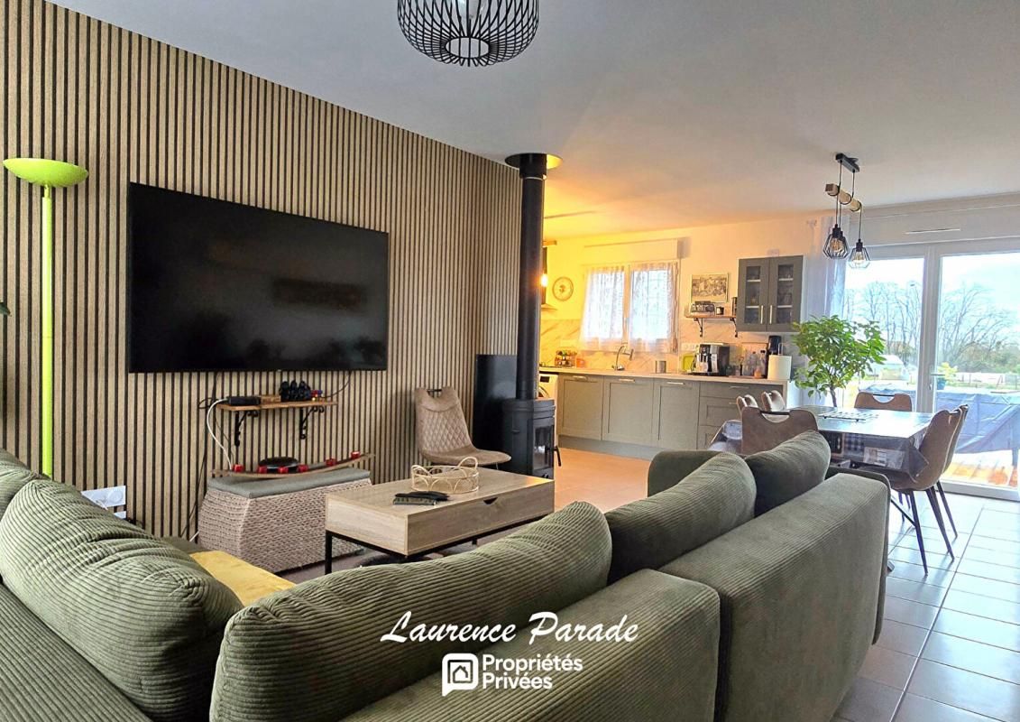 Maison plain pied recente  avec garage