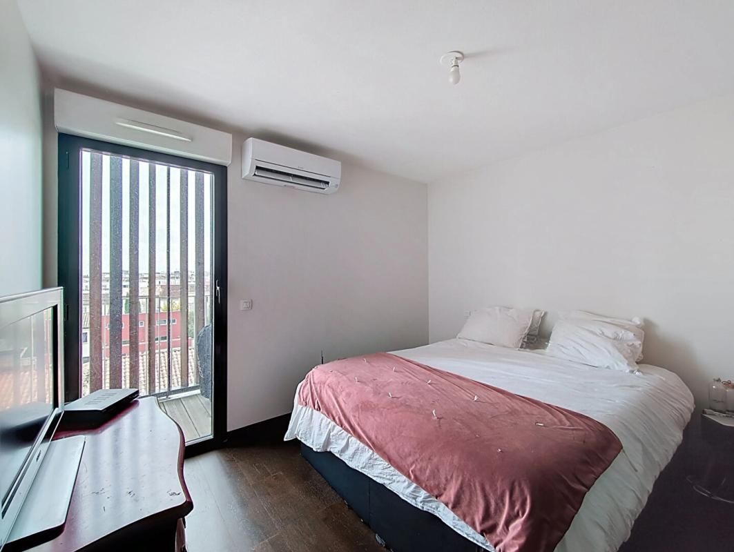 BORDEAUX Bordeaux Chartrons - Appartement 93,50 m2, 3 chambres , terrasses et 2 parkings 4