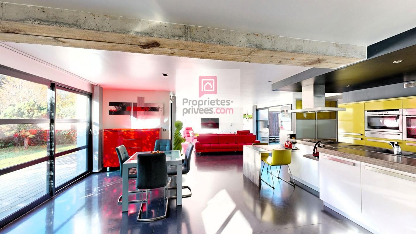 EYSINES Dept 33 - Eysines Montalieu- Maison  d'Architecte d'Exception - 4 pièce(s) 138 m2 avec terrasses, piscine, et son jardin arboré de 444m2 4