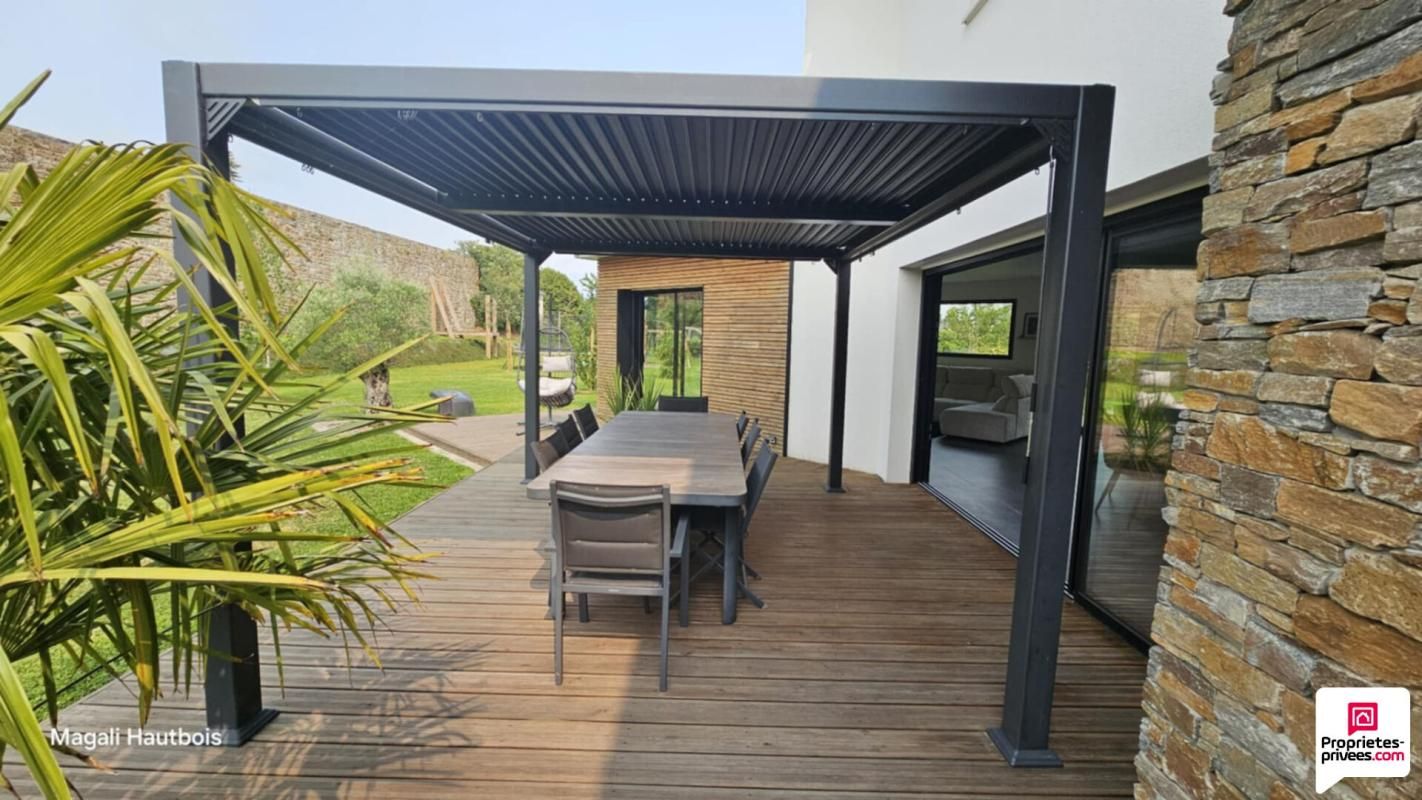 AVRANCHES Maison d'exception avec prestations de qualité, 11 pièce(s) 283 m2 2