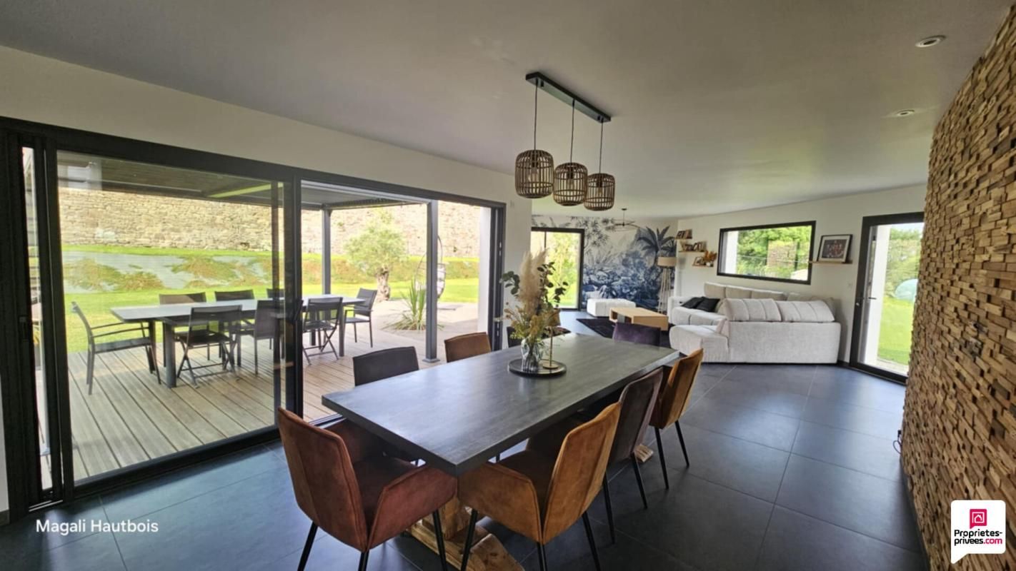 AVRANCHES Maison d'exception avec prestations de qualité, 11 pièce(s) 283 m2 3