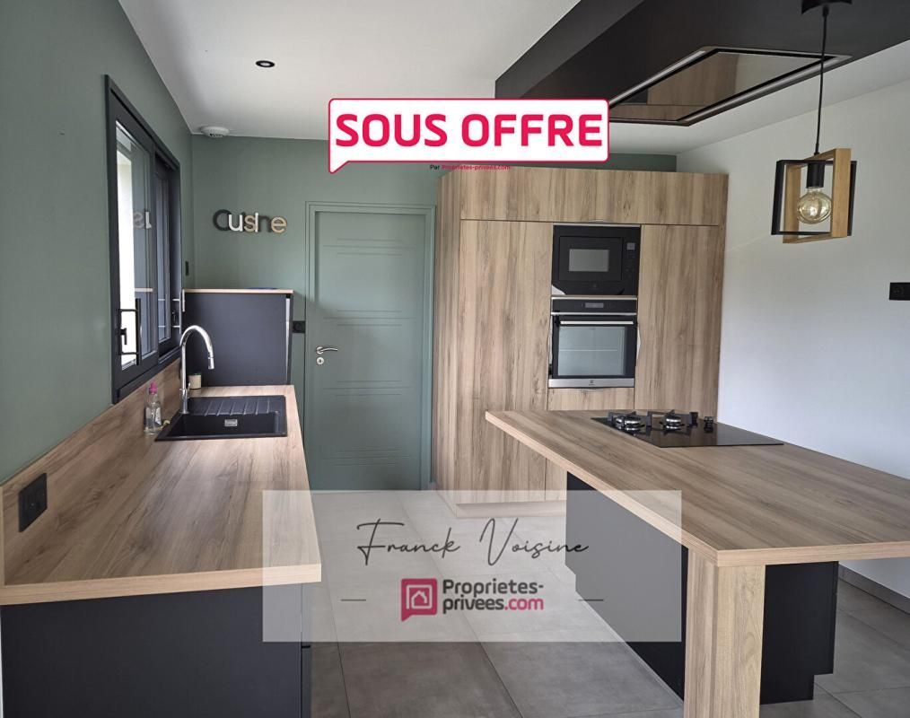 SAINT-PAUL-EN-PAREDS A vendre à Saint Paul En Pareds, maison avec 3 chambres sur une parcelle de 1719 m2 2