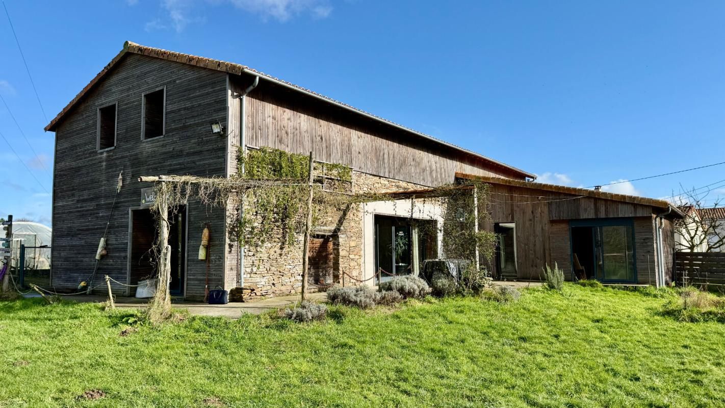 CHAMPTOCEAUX A VENDRE - MAISON 6 PIECES - 49270 OREE D'ANJOU 2