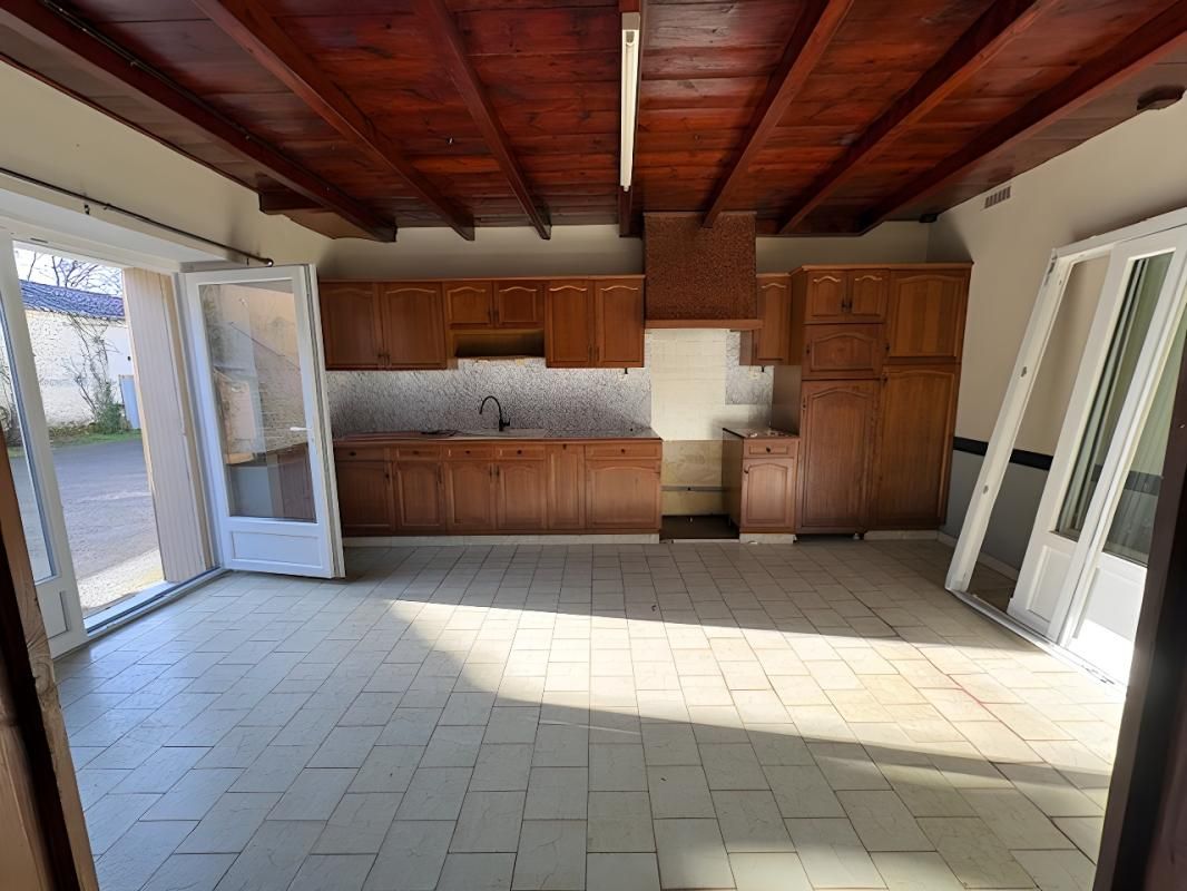 SAINT-LAURENT-DE-COGNAC Maison de Village St Laurent de Cognac 75.32m² 3