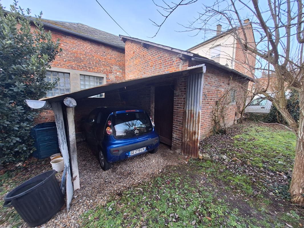 ORBEC Maison de ville à Rénover 2