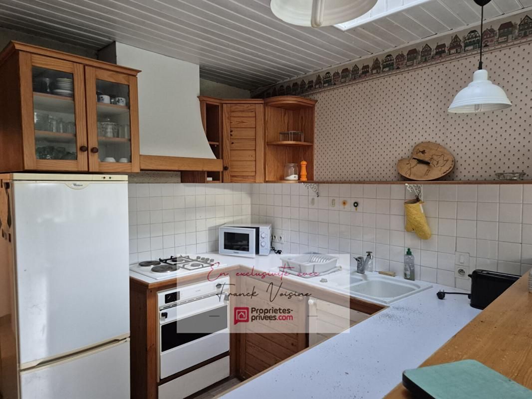 A VENDRE en Exclusivité à Mouchamps Centre bourg, maison de 112 m2 avec 3 chambres et un grenier
