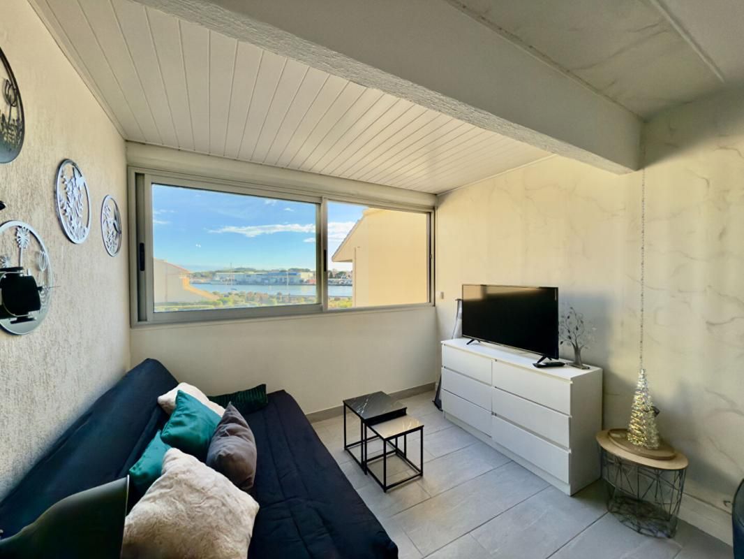 AGDE Appartement Agde secteur Tamarissière - vue sur les quais 2