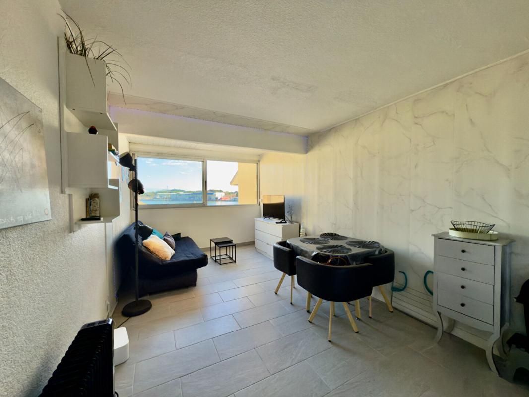 AGDE Appartement Agde secteur Tamarissière - vue sur les quais 3