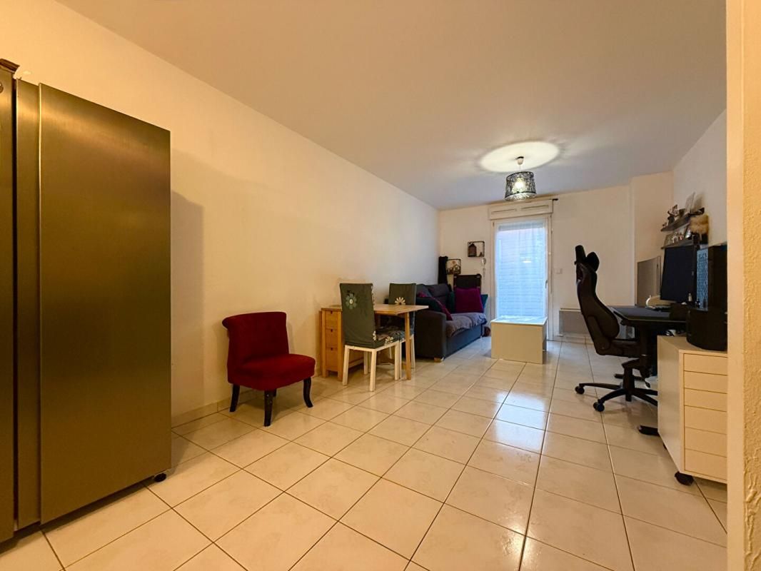 FLEURY-SUR-ORNE Appartement Fleury Sur Orne 3 pièces 65 m2 2