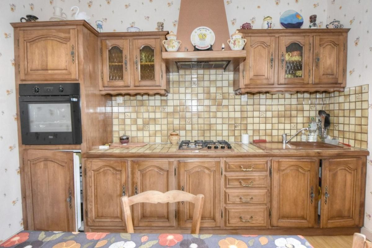 TREGUIER Maison en pierres proche des commodités 4