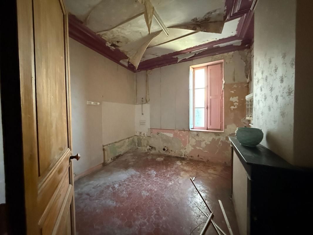 BEZIERS Immeuble à Béziers 3