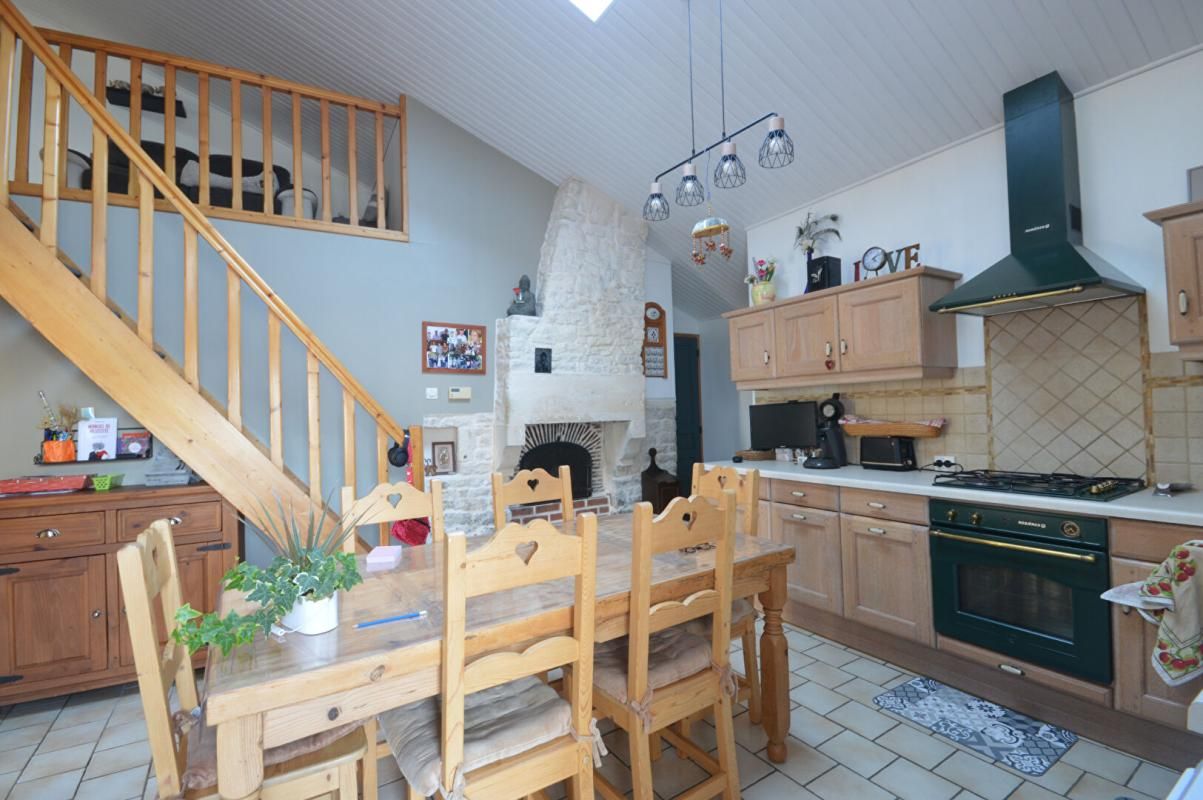 COURCON Maison 17 La Greve Sur Mignon 10 pièce(s) 150 m2+ T2 3